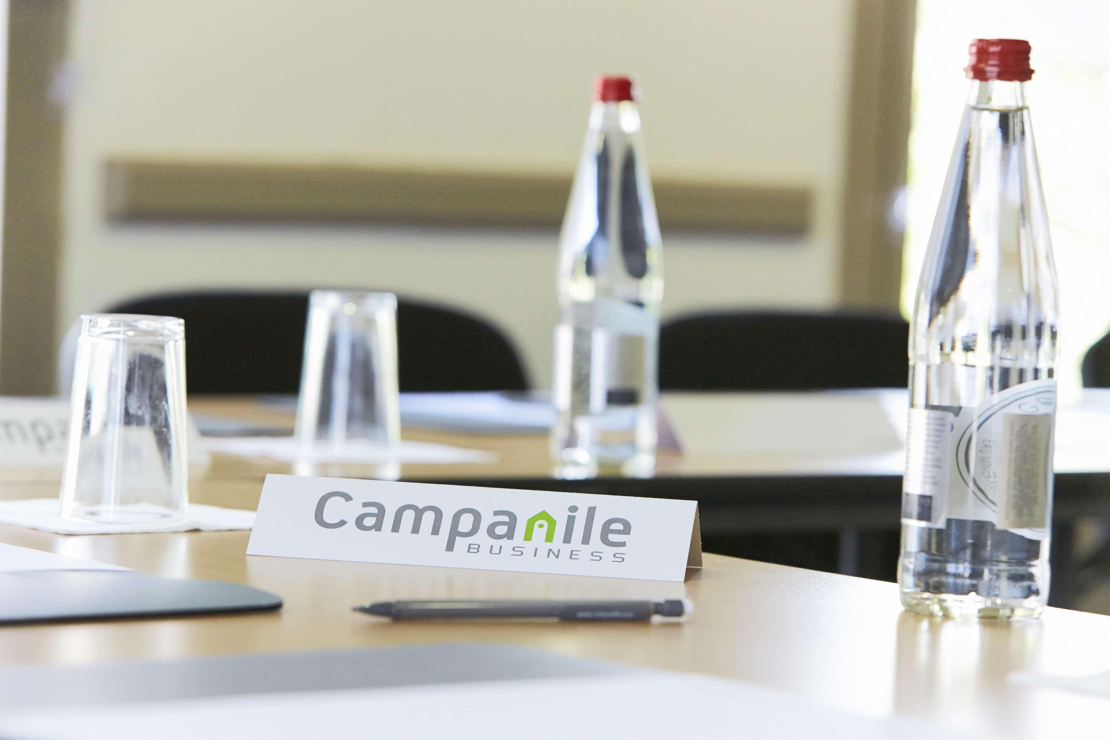 Campanile Lille - Lomme Hotel Exterior foto